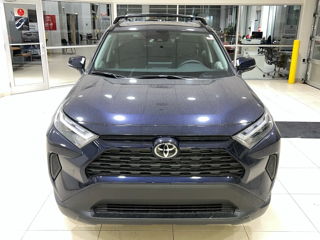 New 2025 Toyota RAV4 XLE XLE AWD SUV