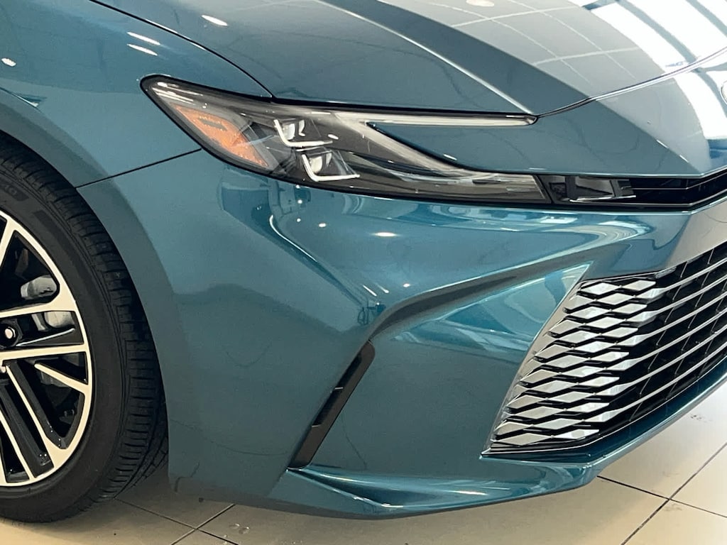 Used 2025 Toyota Camry XLE Sedan