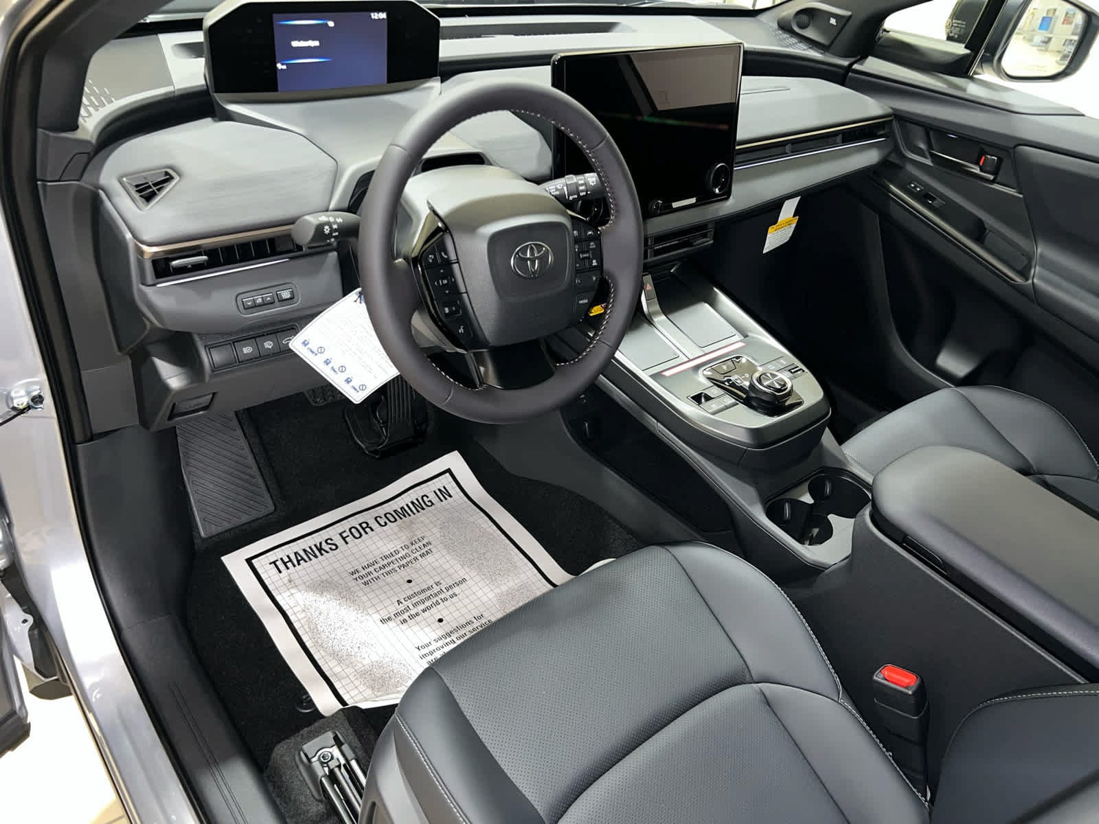 2026 Toyota bZ Woodland Woodland Premium - Photo 13
