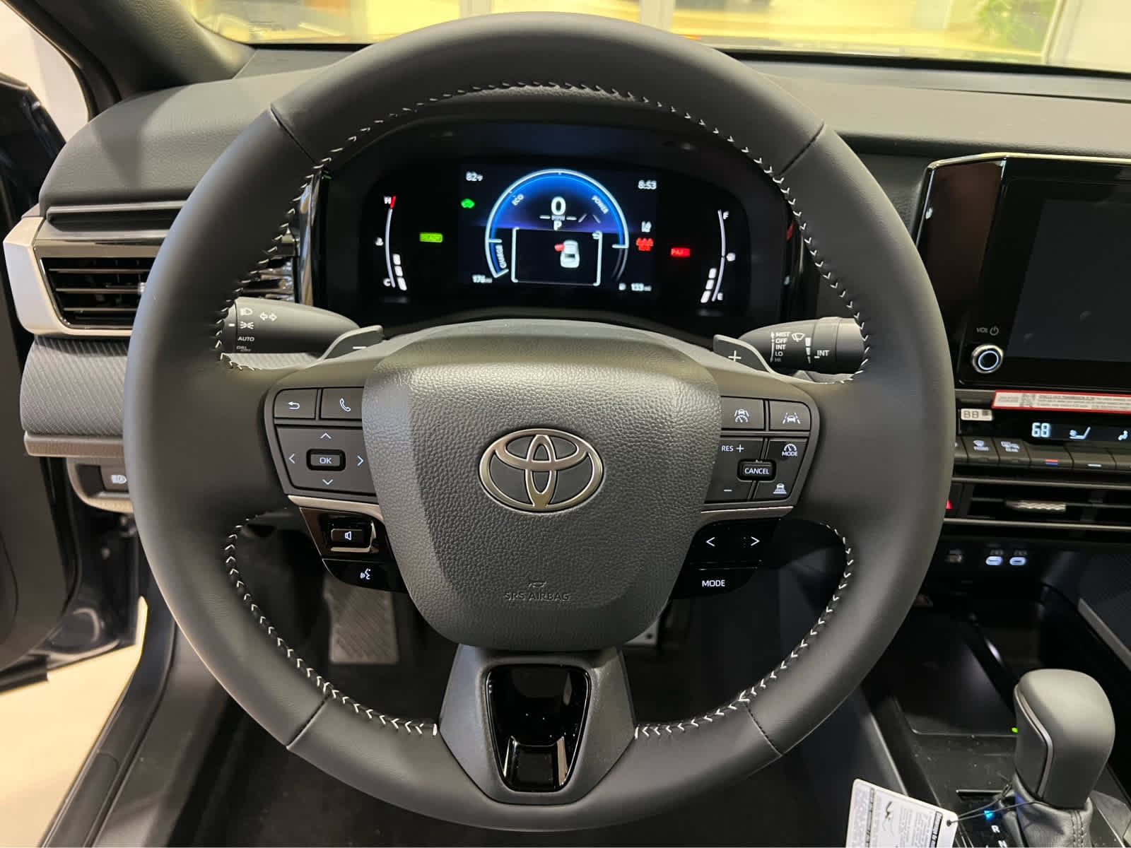 2026 Toyota Camry SE - Photo 15