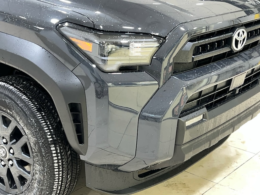 New 2026 Toyota 4Runner SR5 4WD SR5