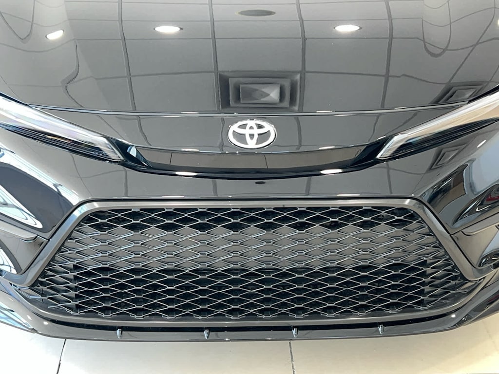 Used 2024 Toyota Corolla SE Sedan