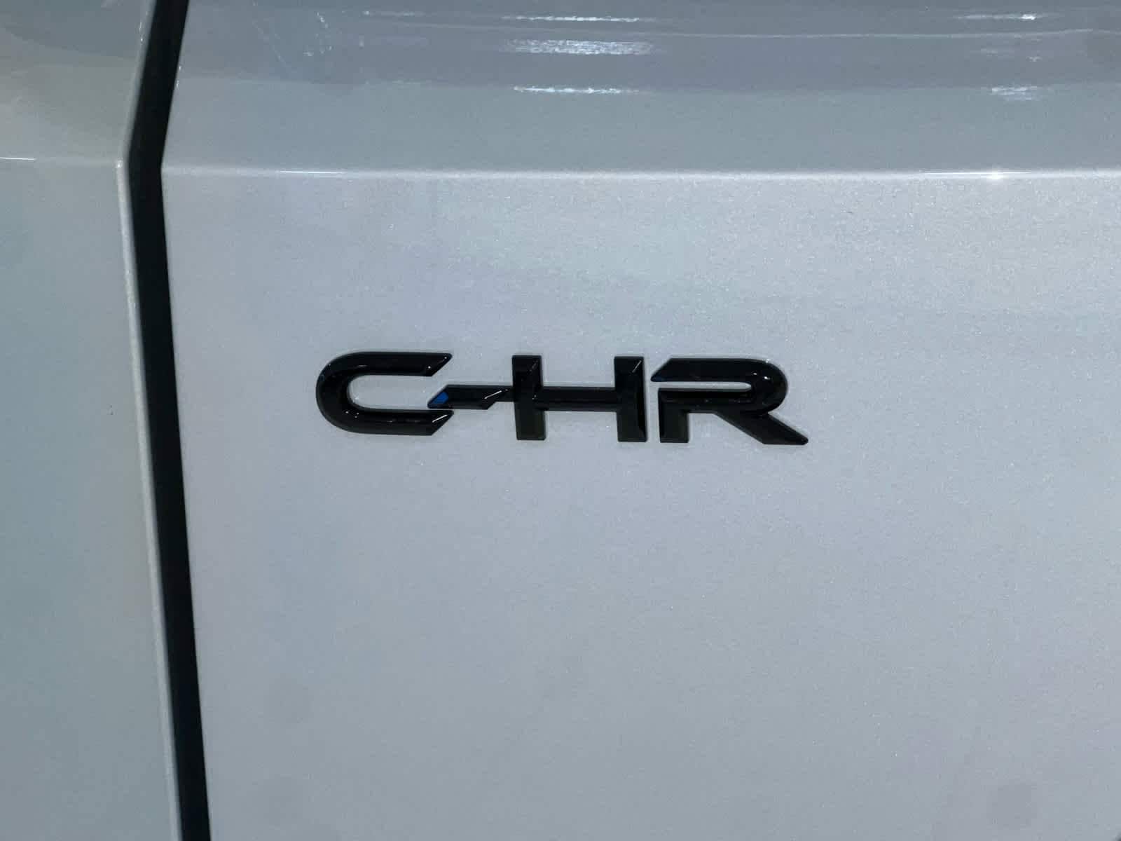 2026 Toyota C-HR XSE - Photo 8