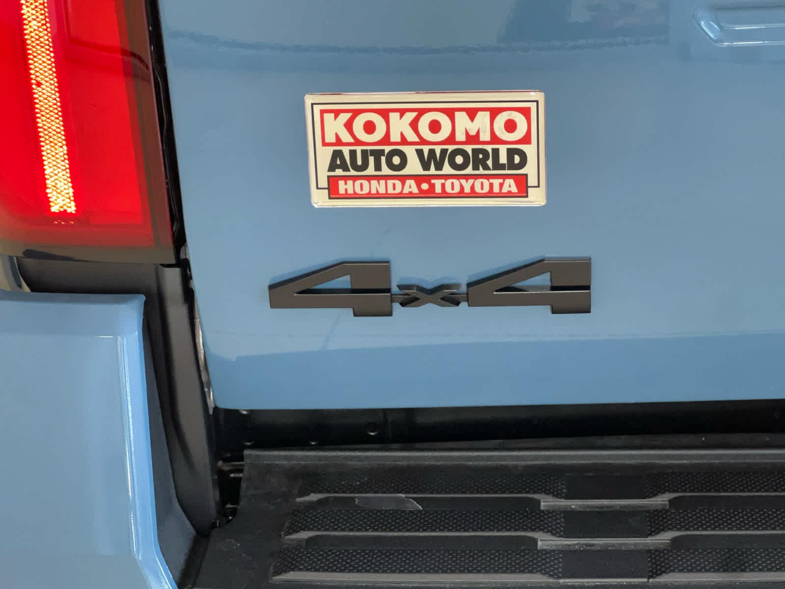 2026 Toyota Tacoma TRD Sport - Photo 9