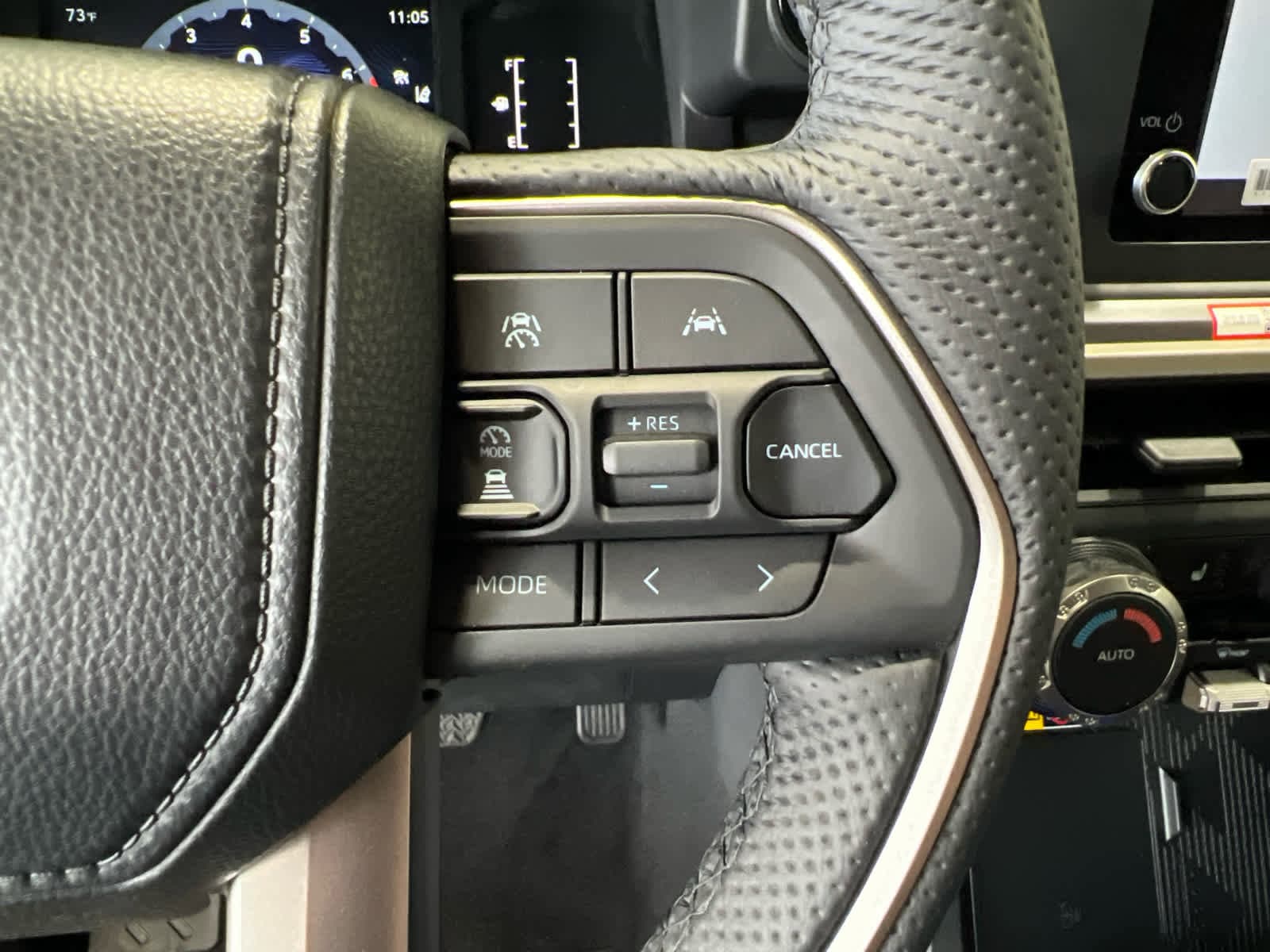 2026 Toyota Tacoma SR5 - Photo 18