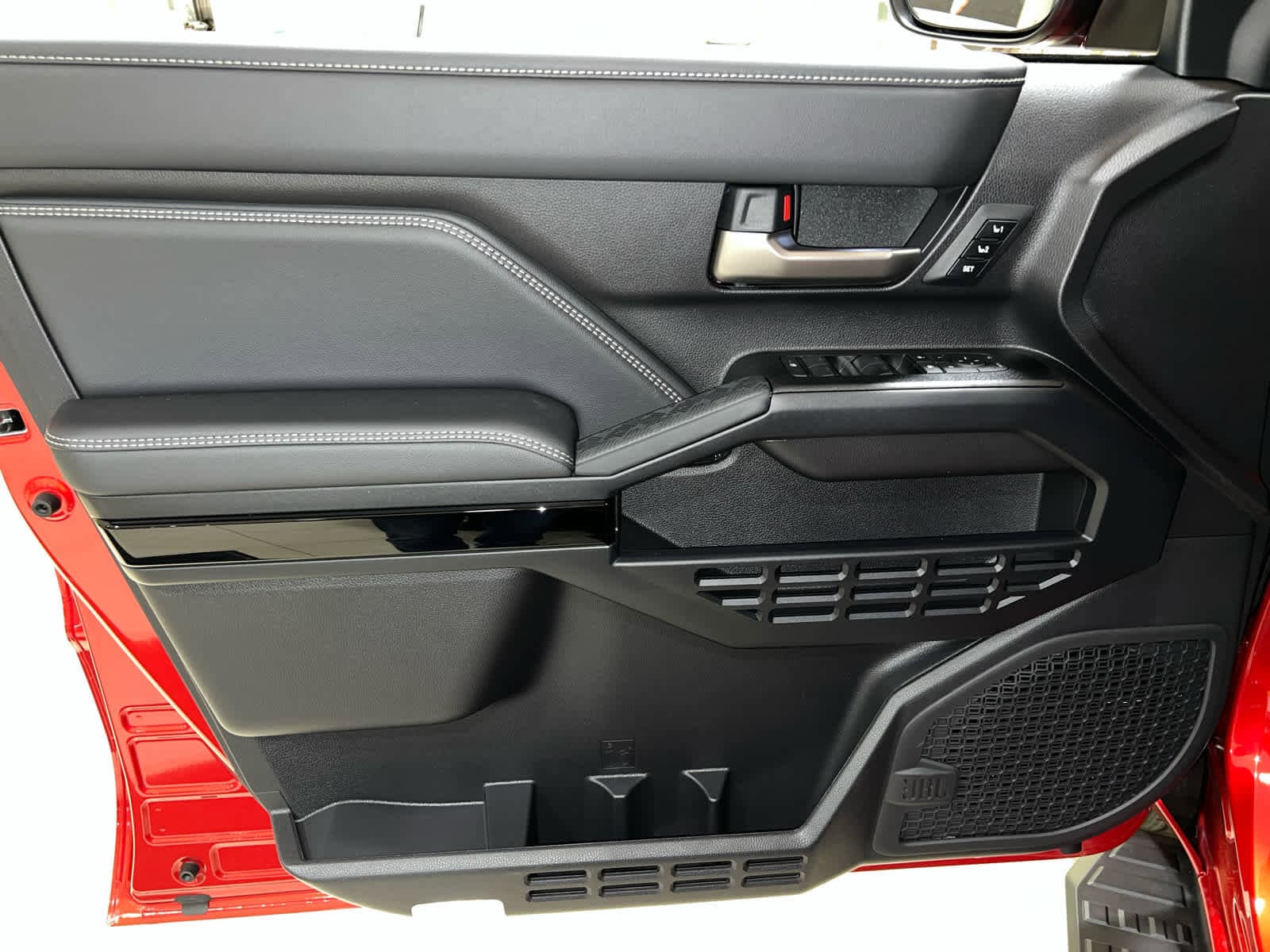 2026 Toyota 4Runner Limited - Photo 7