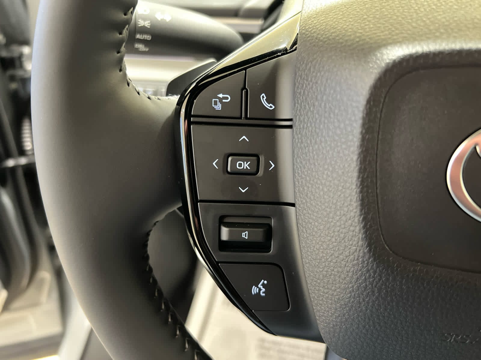 2026 Toyota C-HR XSE - Photo 20