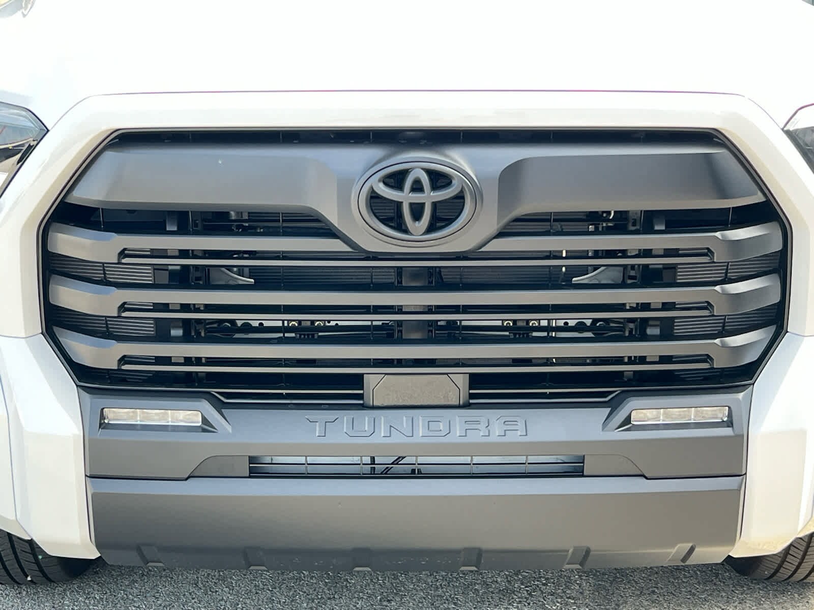2026 Toyota Tundra SR5 CrewMax photo 4
