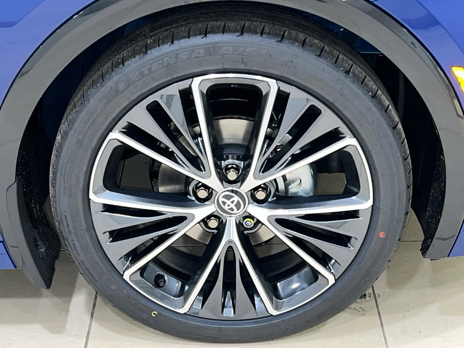 2026 Toyota Prius XLE - Photo 5