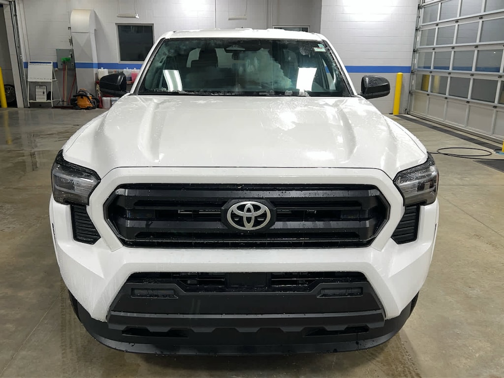 New 2025 Toyota Tacoma SR 4X2 DOUBLE CAB