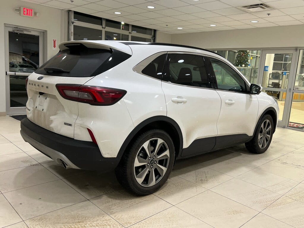 Used 2024 Ford Escape Platinum SUV