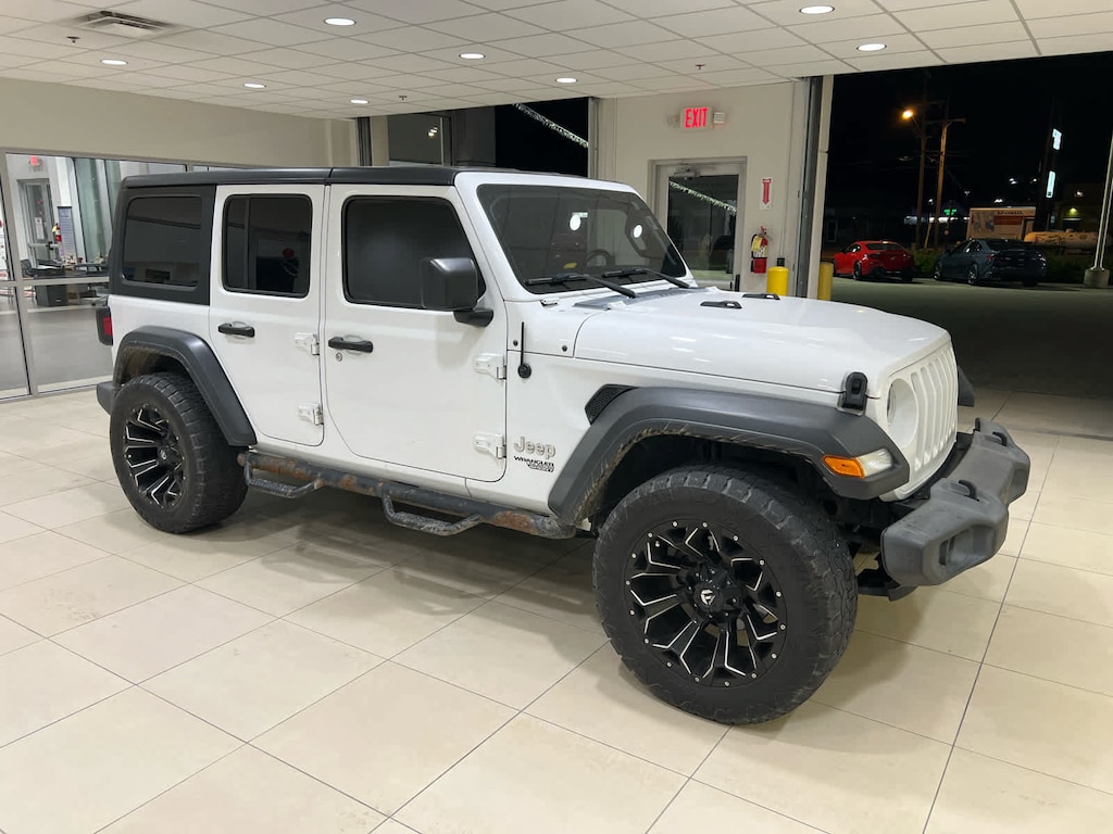 Used 2018 Jeep Wrangler Unlimited Sport 4x4 SUV