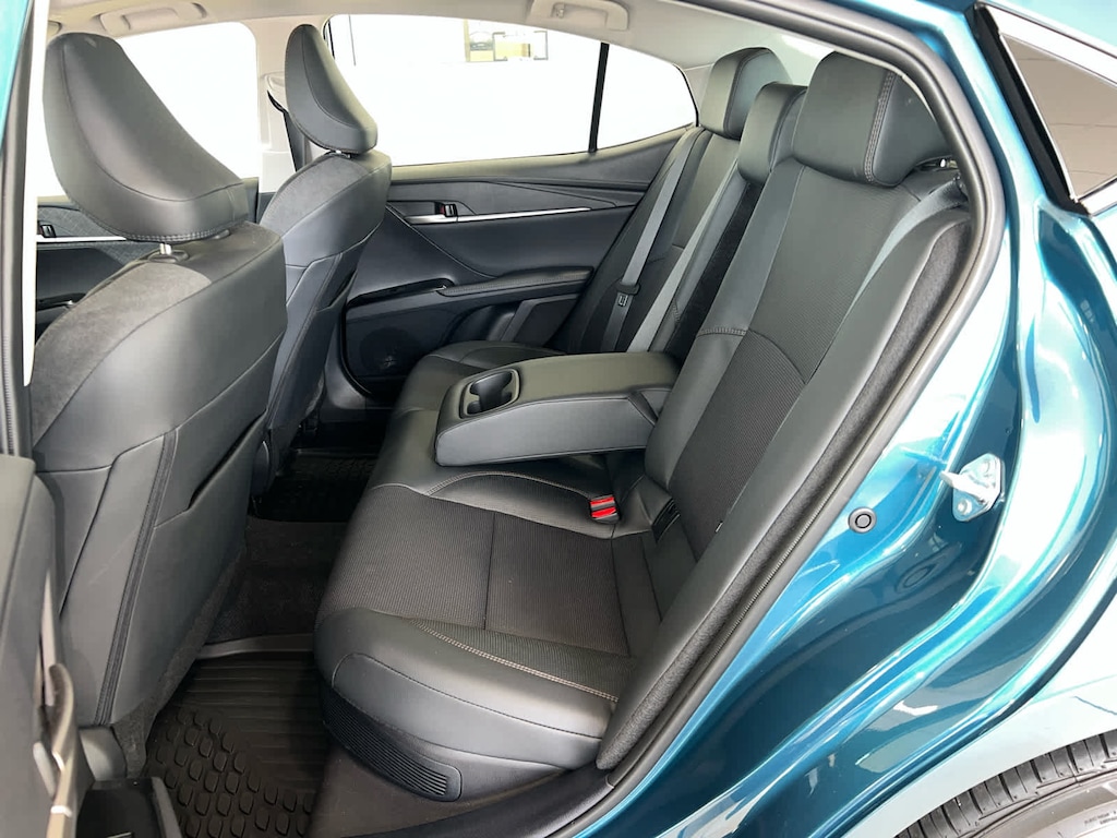 Used 2025 Toyota Camry XLE Sedan