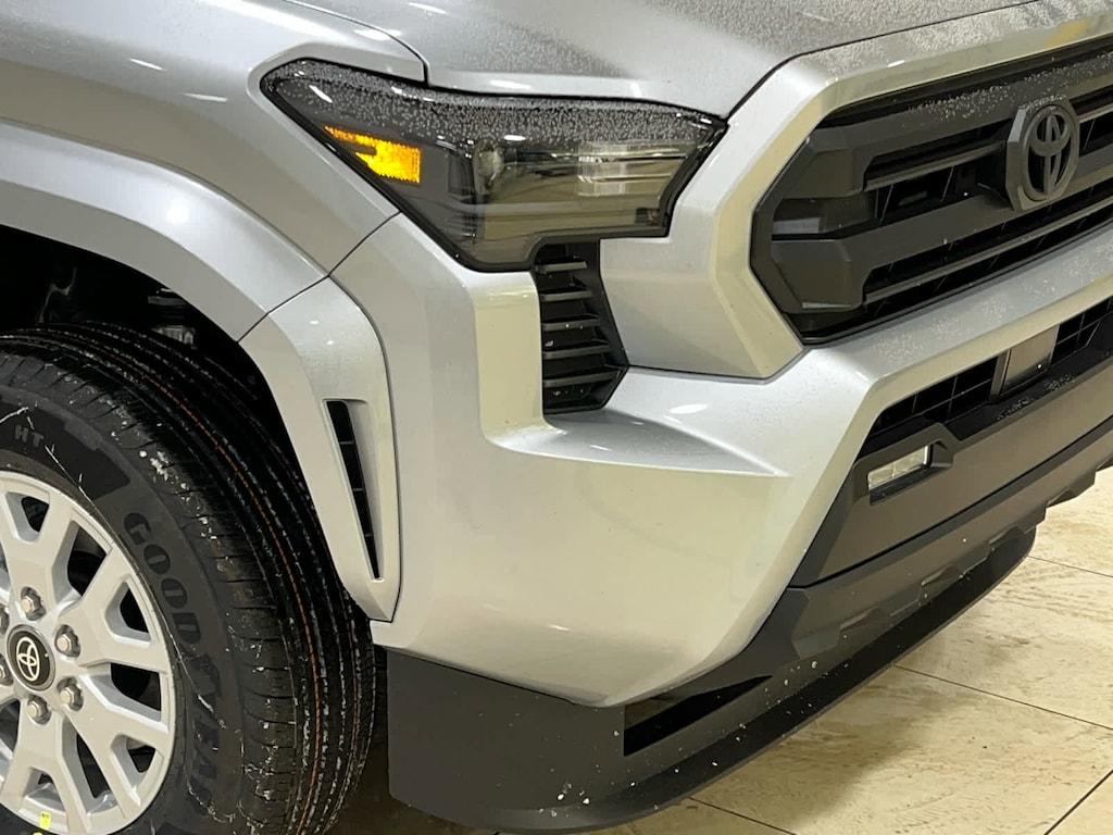 New 2026 Toyota Tacoma SR5 4X4 DOUBLE CAB