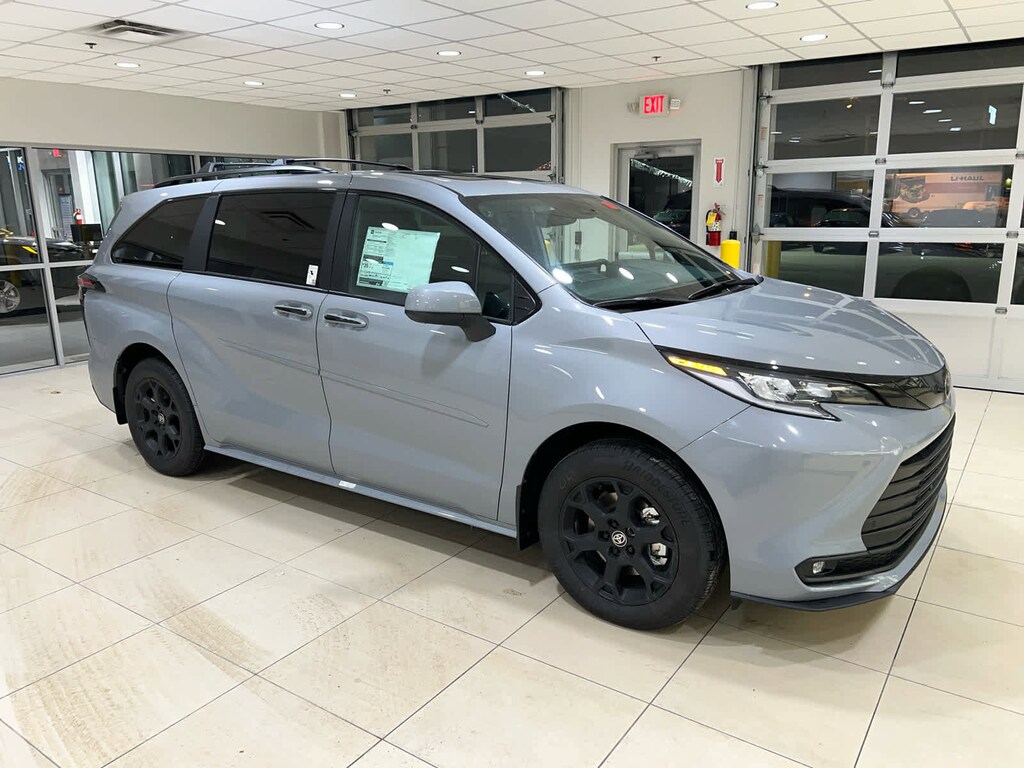 New 2026 Toyota Sienna Woodland Edition WOODLAND EDITION