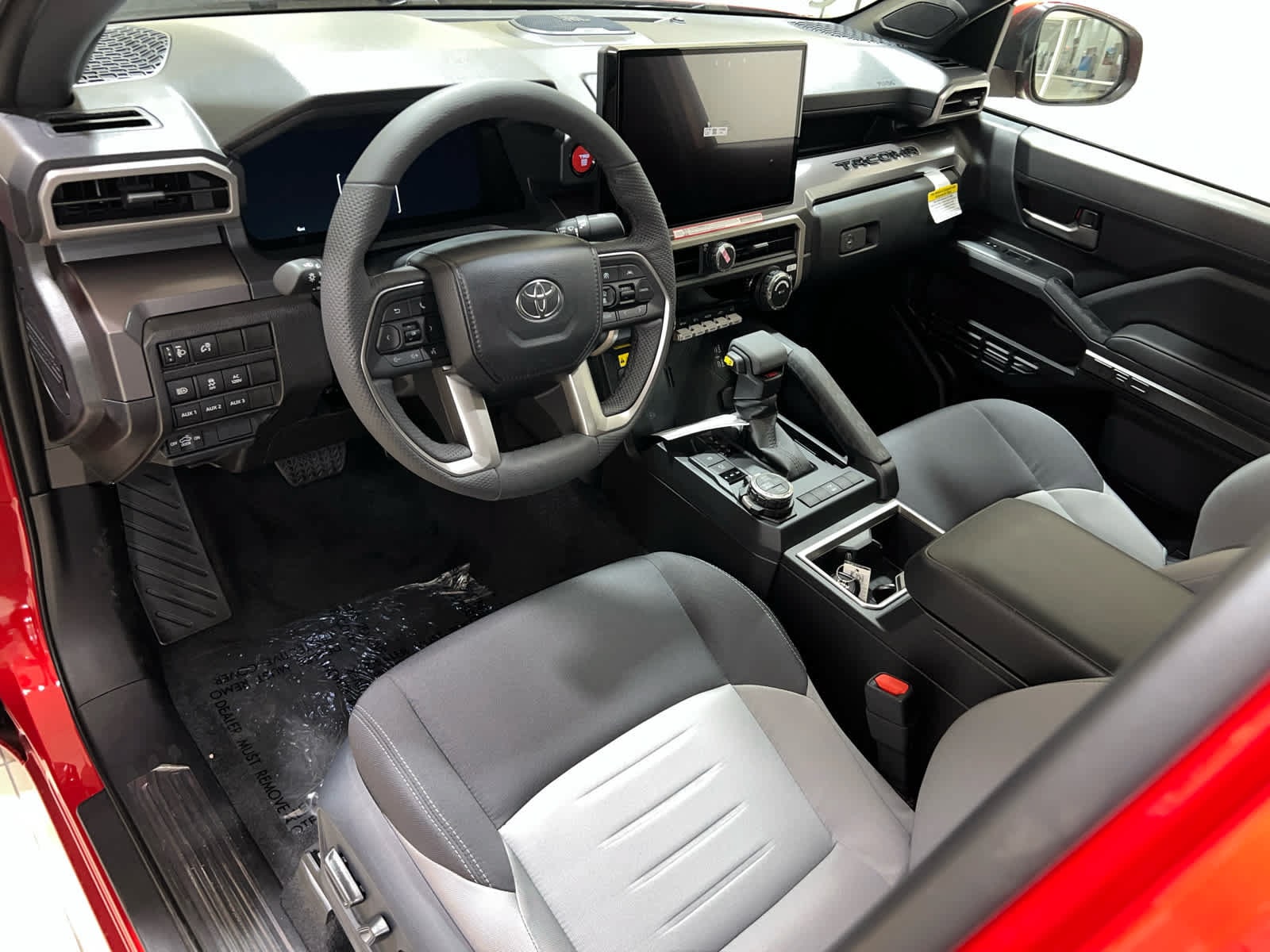 2026 Toyota Tacoma TRD Off Road - Photo 13