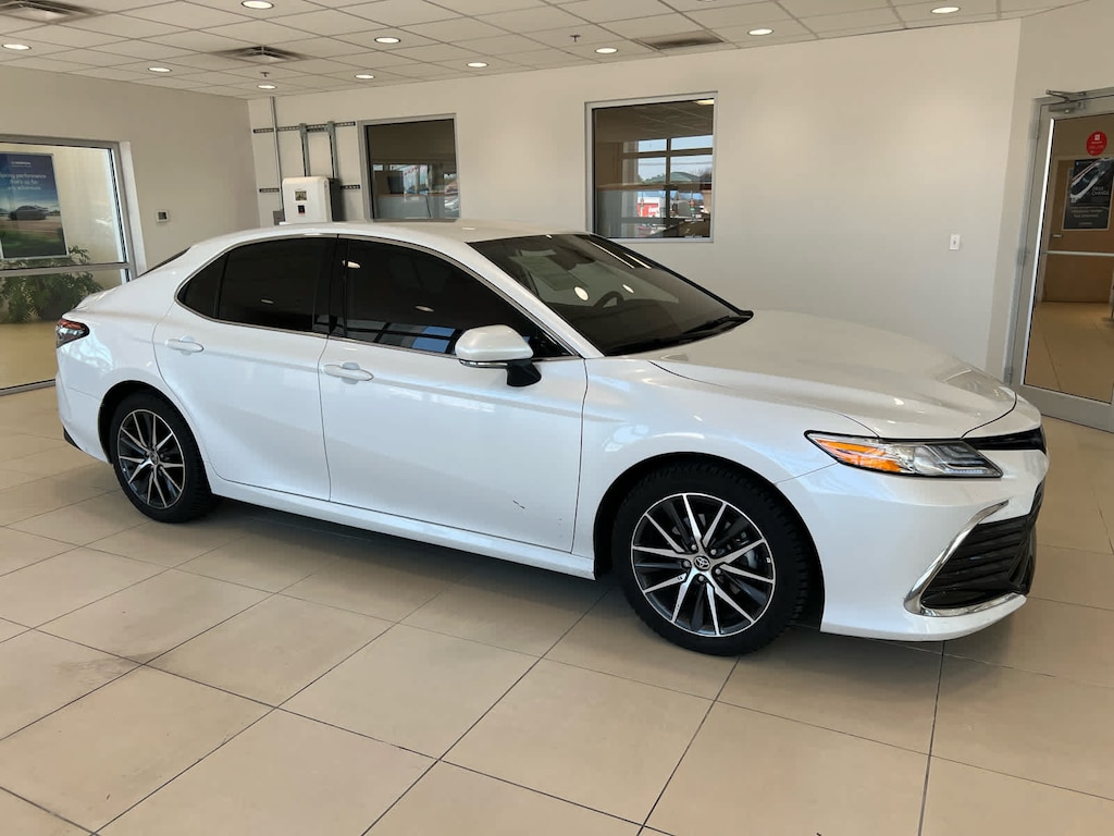 Used 2023 Toyota Camry Hybrid XLE Sedan