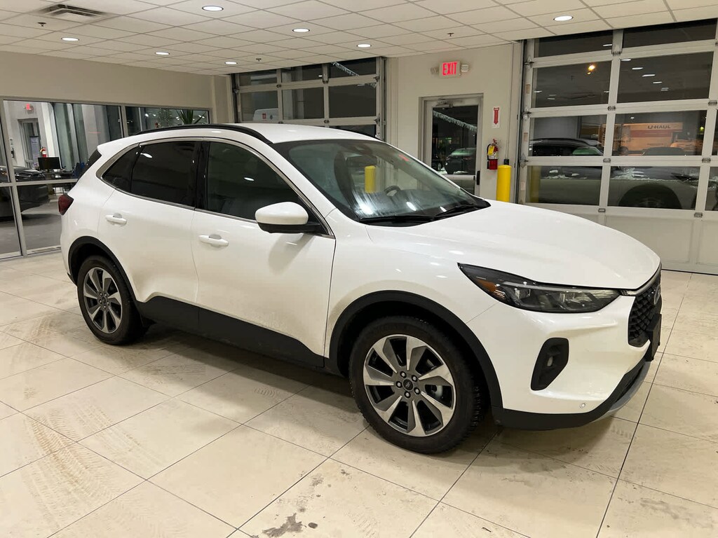 Used 2024 Ford Escape Platinum SUV