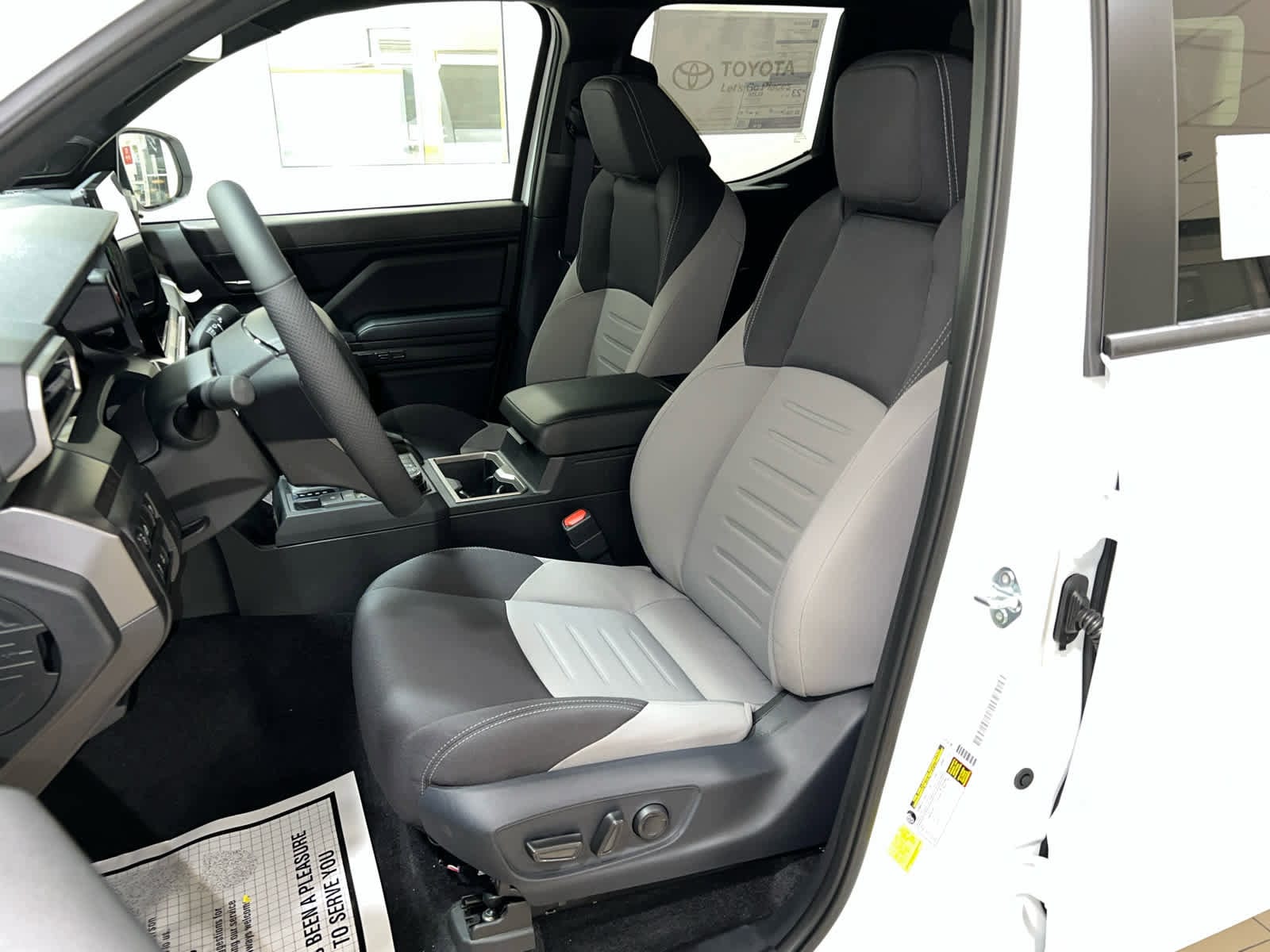 2026 Toyota Tacoma TRD Off Road - Photo 17