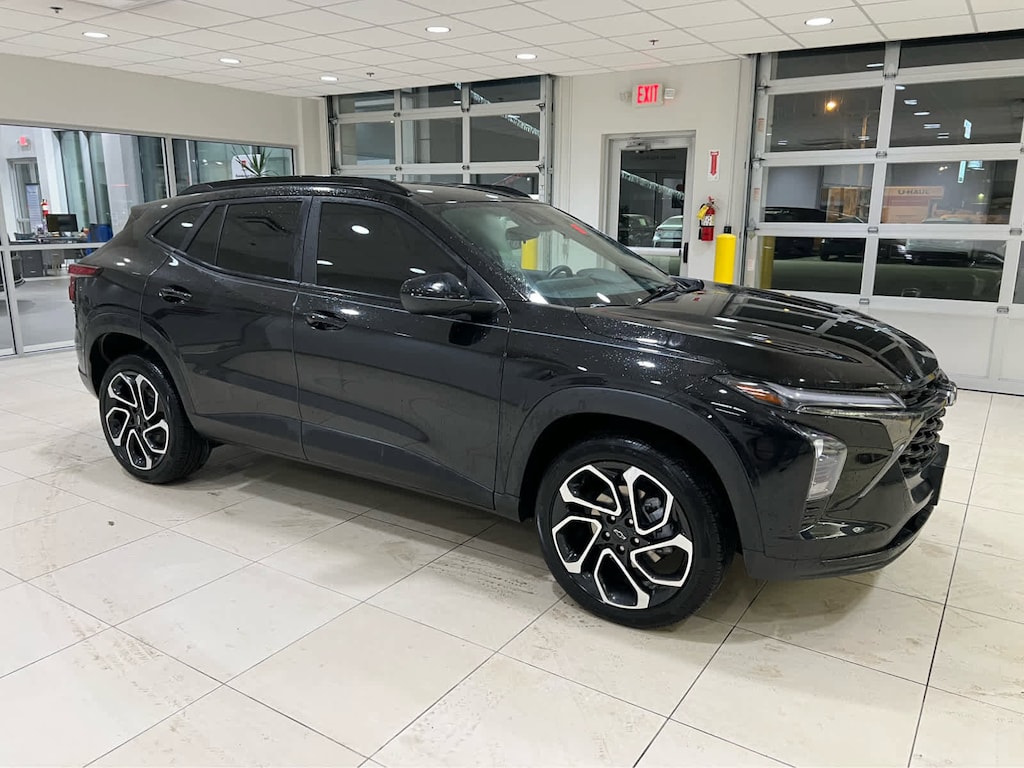 Used 2024 Chevrolet Trax 2RS SUV