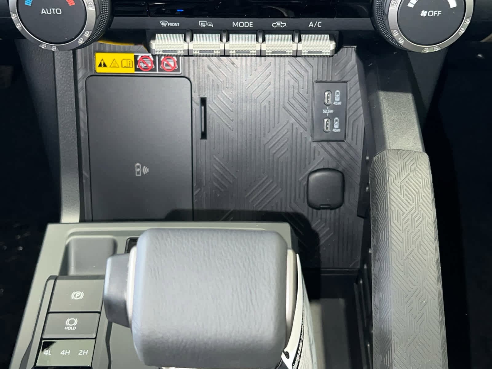 2026 Toyota Tacoma SR5 - Photo 22