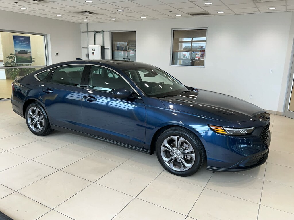 Used 2024 Honda Accord EX Sedan