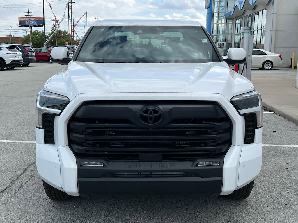 New 2026 Toyota Tundra SR5 SR5 CREWMAX 5.5