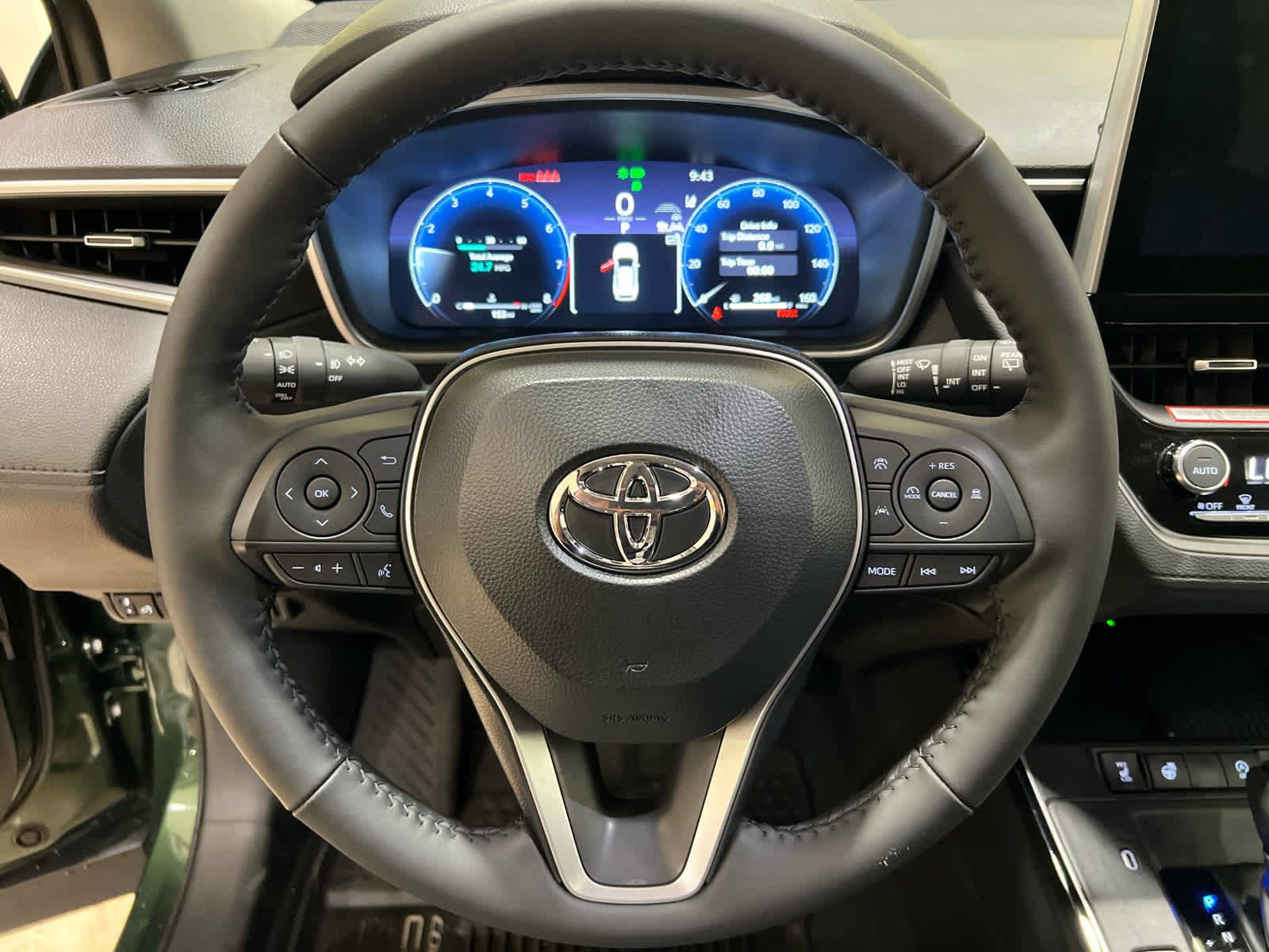2026 Toyota Corolla Cross XLE - Photo 17