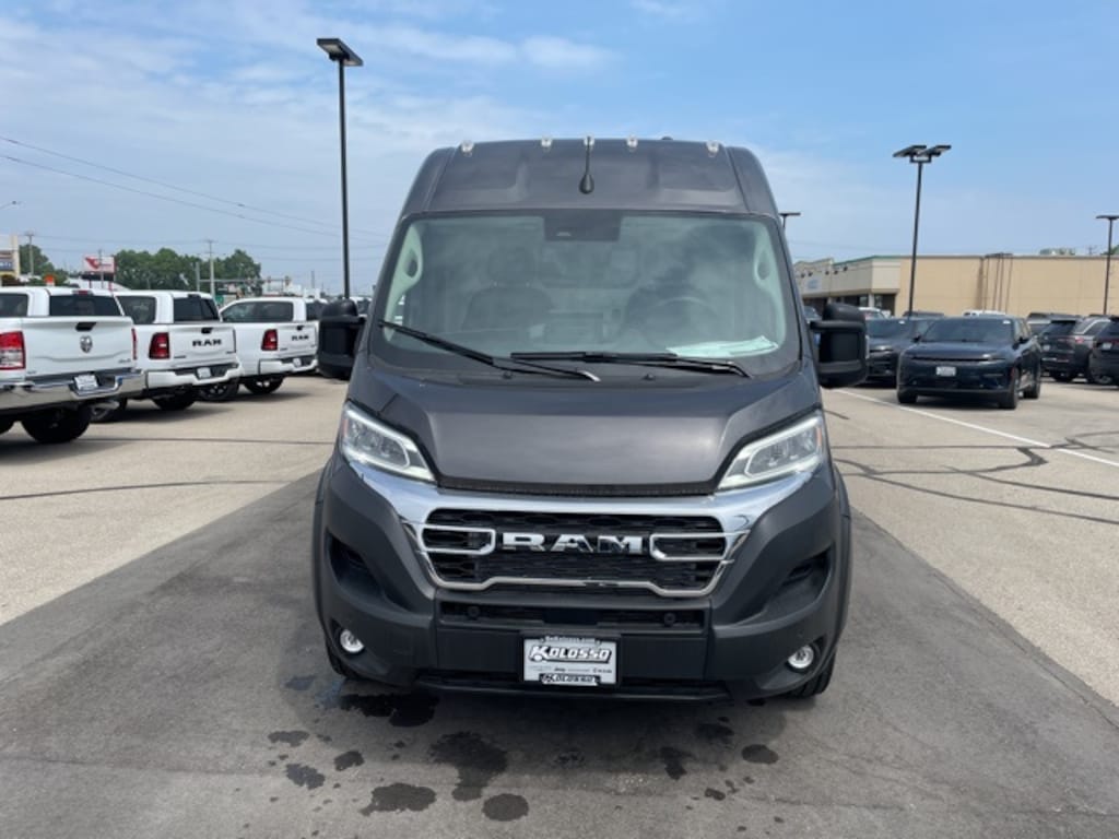 New 2025 Ram ProMaster PROMASTER 2500 SLT CARGO VAN HIGH ROOF 159' WB Cargo Van