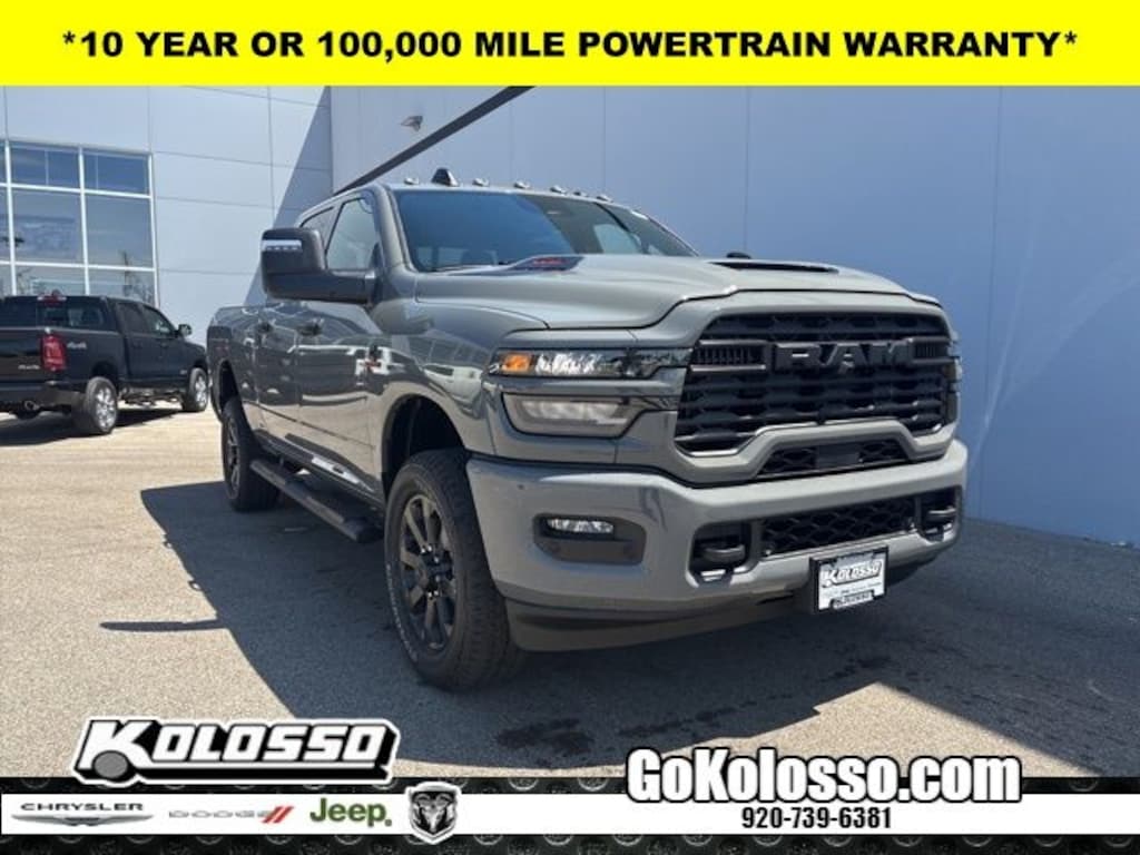 New 2026 Ram 2500 BLACK EXPRESS CREW CAB 4X4 6'4 BOX Pickup
