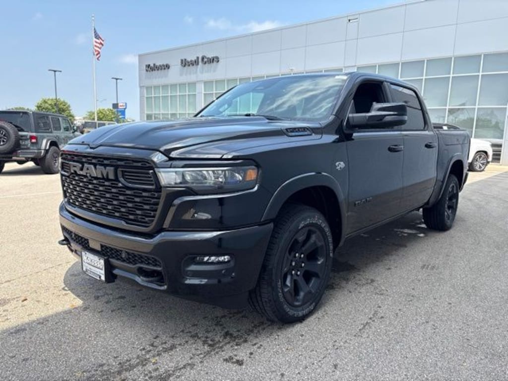 New 2026 Ram 1500 BIG HORN CREW CAB 4X4 5'7 BOX Pickup