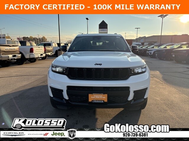 2024 Jeep Grand Cherokee Altitude photo 2