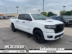 2025 Ram 1500 LARAMIE CREW CAB 4X4 5'7 BOX Pickup