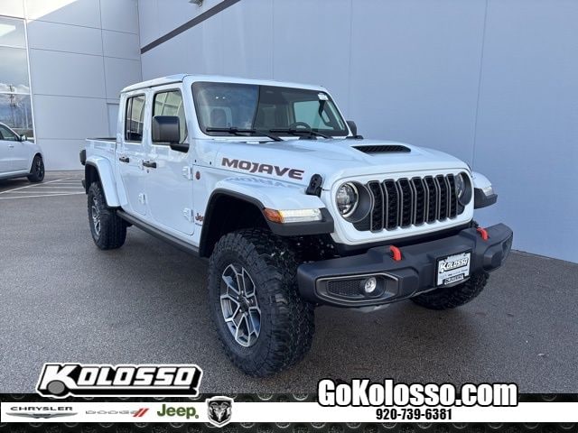 2026 Jeep Gladiator Mojave Auto's photo