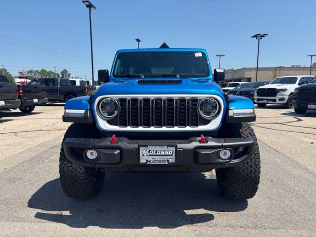 New 2026 Jeep Wrangler 4-DOOR RUBICON X Sport Utility