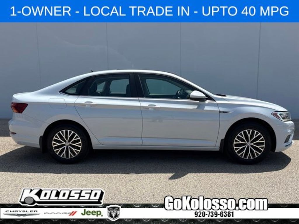 Used 2019 Volkswagen Jetta SEL Sedan