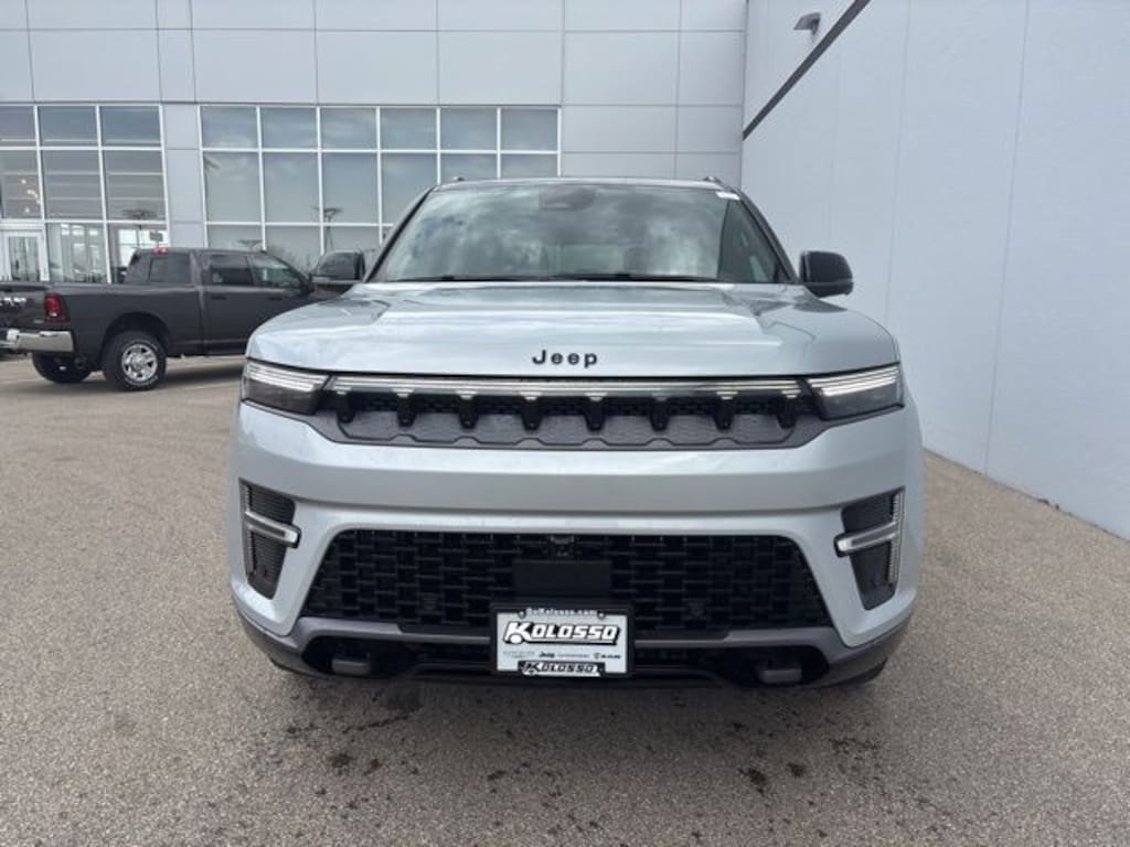 New 2026 Jeep Grand Wagoneer UPLAND 4X4 Sport Utility