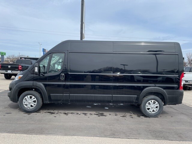 2025 Ram ProMaster 2500 photo 4