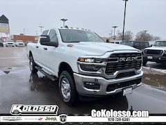 2026 Ram 2500 TRADESMAN CREW CAB 4X4 6'4 BOX Pickup