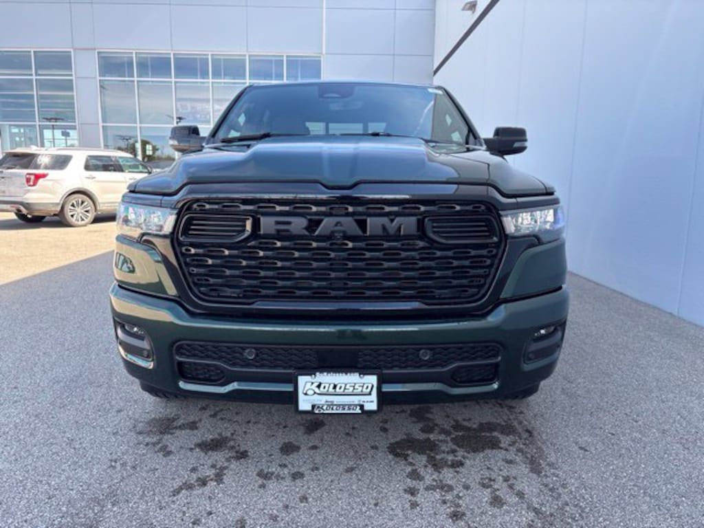 New 2026 Ram 1500 BIG HORN CREW CAB 4X4 5'7 BOX Pickup