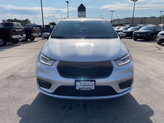 Used 2023 Chrysler Pacifica Touring L with VIN 2C4RC1BG1PR621939 for sale in Appleton, WI