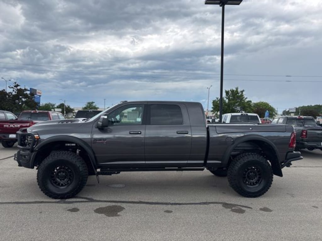 New 2025 Ram 2500 LIMITED MEGA CAB 4X4 6'4 BOX Pickup
