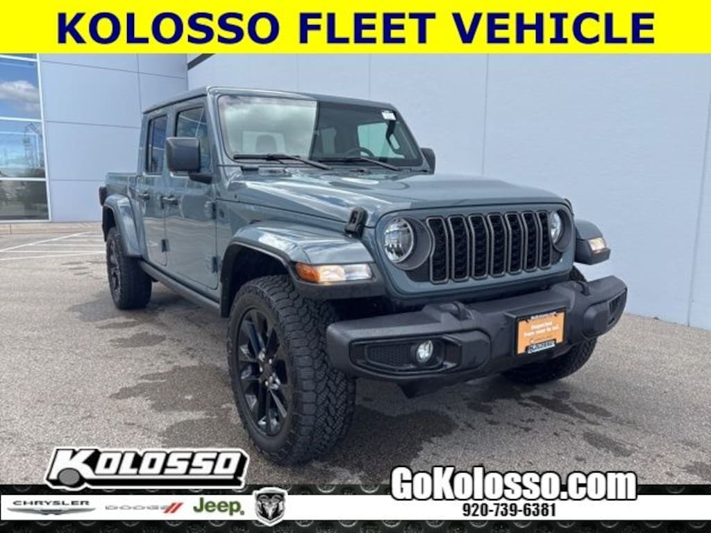 Used 2025 Jeep Gladiator Nighthawk Truck