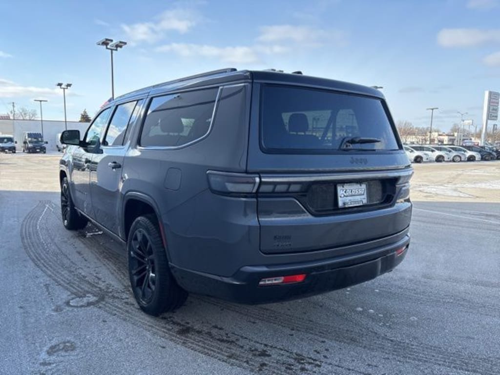 New 2026 Jeep Grand Wagoneer L SUMMIT OBSIDIAN 4X4 Sport Utility