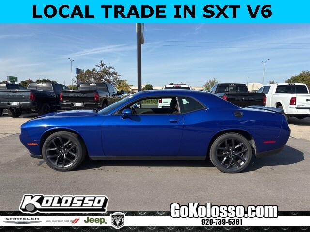 2020 Dodge Challenger SXT photo 4