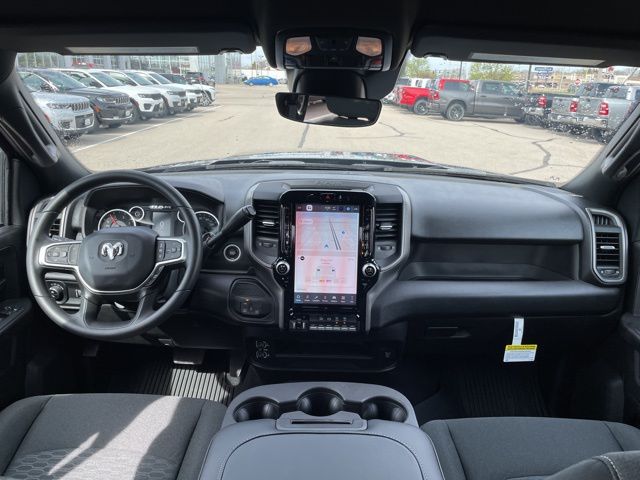2025 RAM 2500 Tradesman - Photo 12