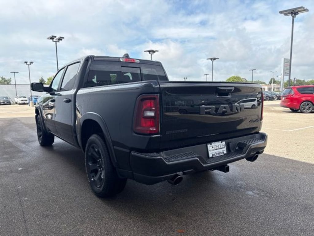New 2026 Ram 1500 Big Horn Crew Cab 4x4 5'7 Box Pickup