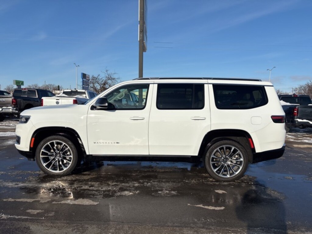 Used 2024 Jeep Wagoneer Series III SUV
