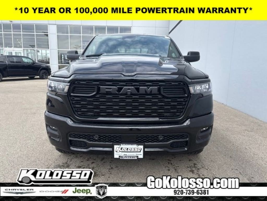 New 2026 Ram 1500 EXPRESS CREW CAB 4X4 5'7 BOX Pickup