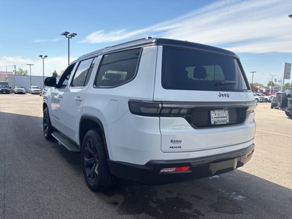 New 2026 Jeep Grand Wagoneer UPLAND 4X4 Sport Utility